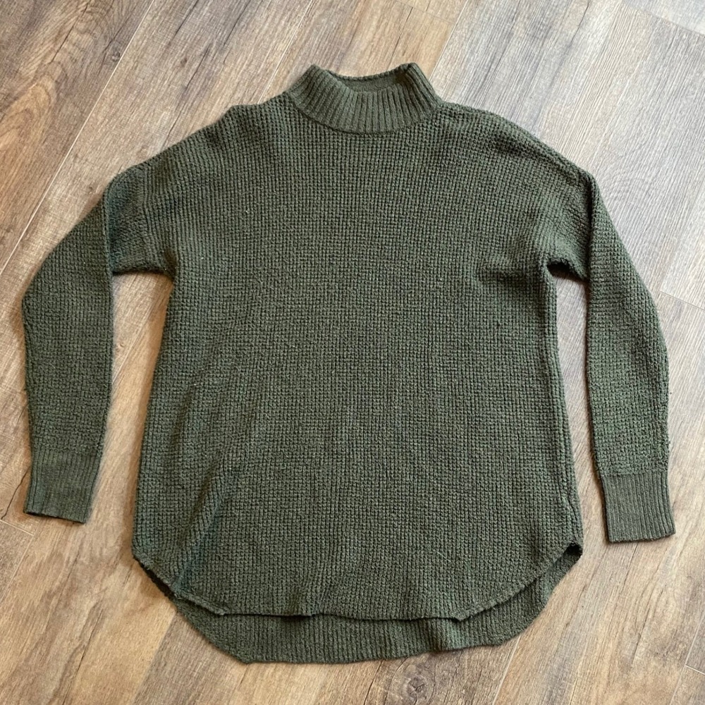 American Eagle Outfitters Women Olive Green Mock Neck Waffle Knit Sweater Medium